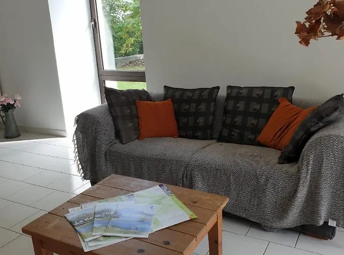 Maison Rustique Pyreneenne, Vue Sur Les Montagnes