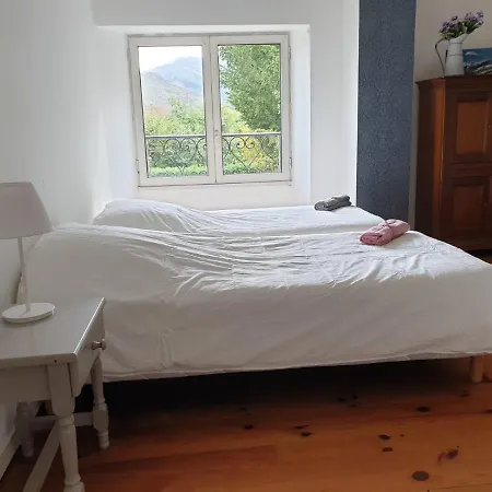 Maison Rustique Pyreneenne, Vue Sur Les Montagnes *