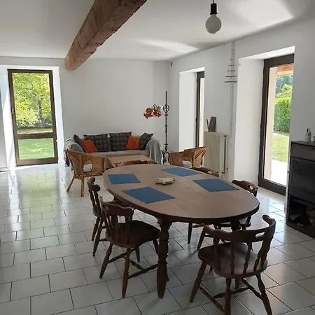 Maison Rustique Pyreneenne, Vue Sur Les Montagnes